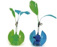Beeztees игрушка для кошек "шарик с перьями" пластиковый 41762 (430368)