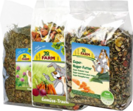 Премиальный набор для грызунов от JR FARM: корм, сено, лакомство (25572+36506+36510) - Премиальный набор для грызунов от JR FARM: корм, сено, лакомство (25572+36506+36510)